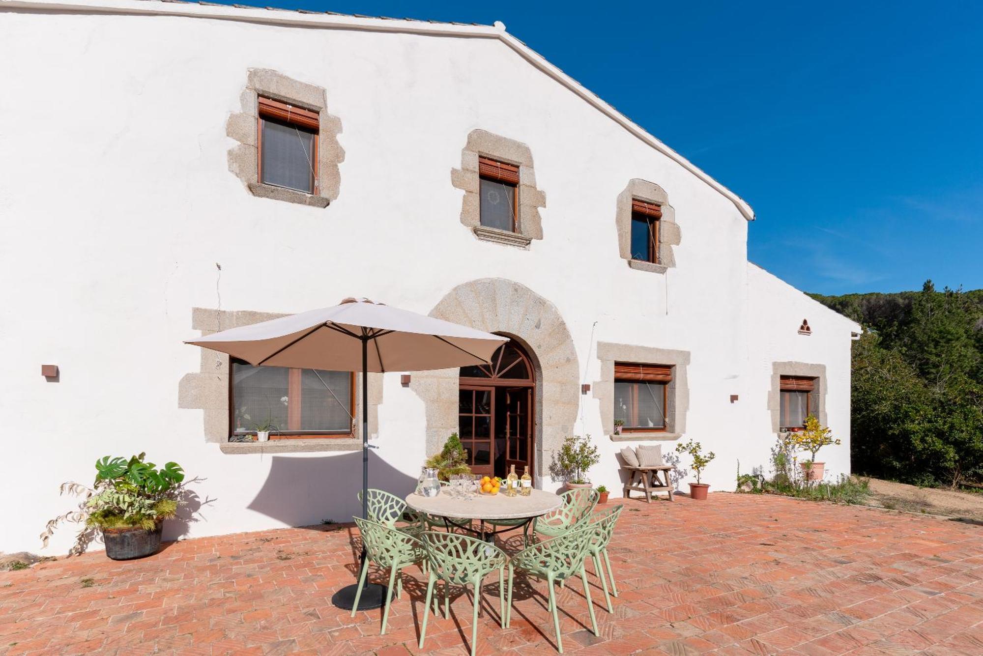 La Terraza - Grosszuegiges Appartment In Katalanischer Masia Sant Iscle De Vallalta المظهر الخارجي الصورة