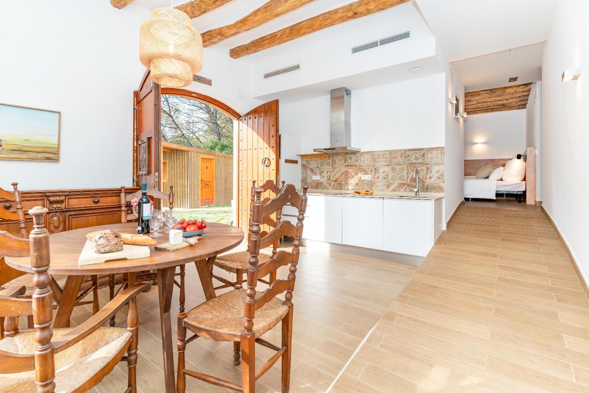 La Terraza - Grosszuegiges Appartment In Katalanischer Masia Sant Iscle De Vallalta المظهر الخارجي الصورة